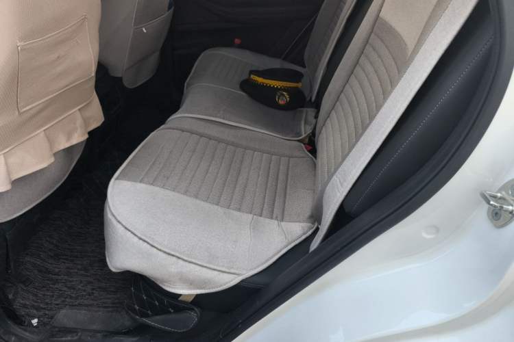 Used Chery Tiggo 5x 2020 1.5L Manual Fashion Edition Left Rear Seat