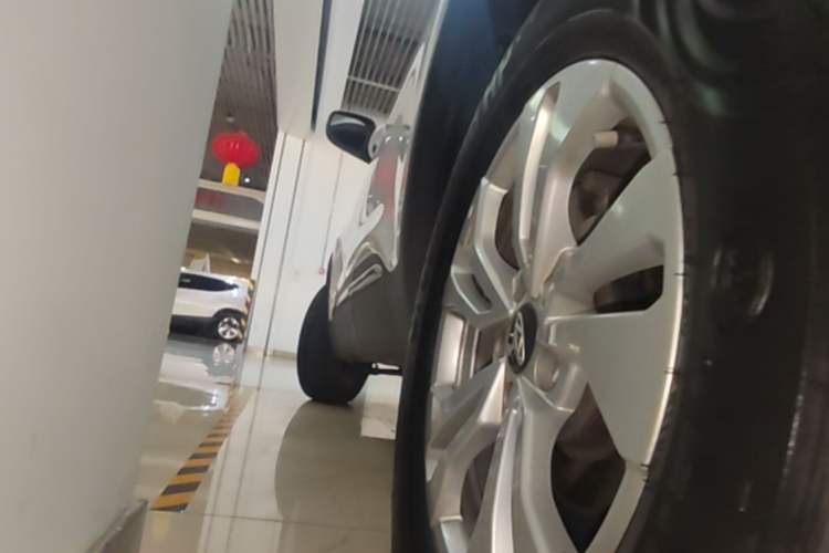 Used Chery Tiggo 5x 2020 1.5L Manual Urban Edition Left Side Sill