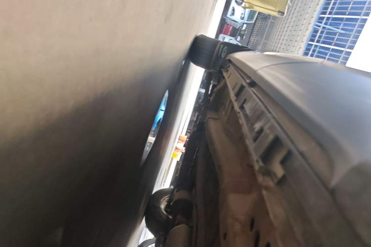 Used Chery Tiggo 5x 2020 1.5L Manual Urban Edition Left Side Sill