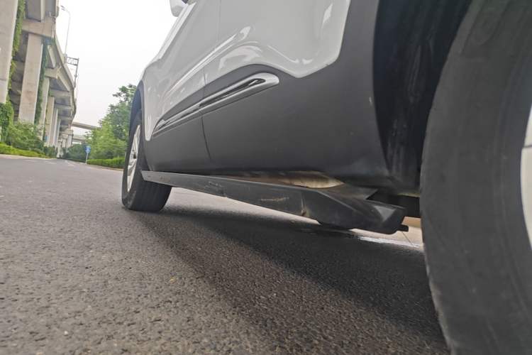 Used Chery Tiggo 5x 2020 1.5L Manual Urban Edition Left Side Sill