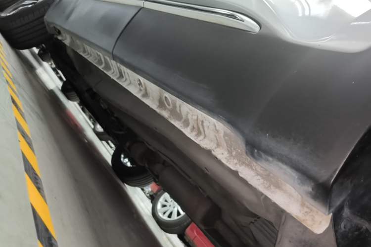 Used Chery Tiggo 5x 2020 1.5L CVT Fashion Edition Left Side Sill