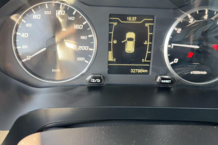 Used Chery Tiggo 5x 2020 1.5L Manual Urban Edition Odometer Close Up