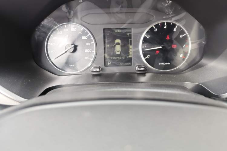 Used Chery Tiggo 5x 2020 1.5L CVT Fashion Edition Odometer Close Up
