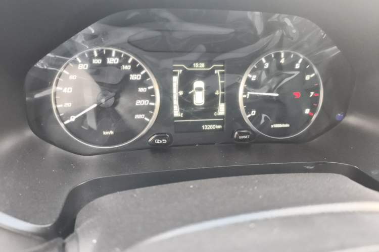 Used Chery Tiggo 5x 2020 1.5L Manual Fashion Edition Odometer Close Up