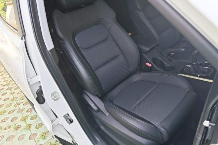 Used Chery Tiggo 5x 2020 1.5L Manual Fashion Edition Right Front Seat