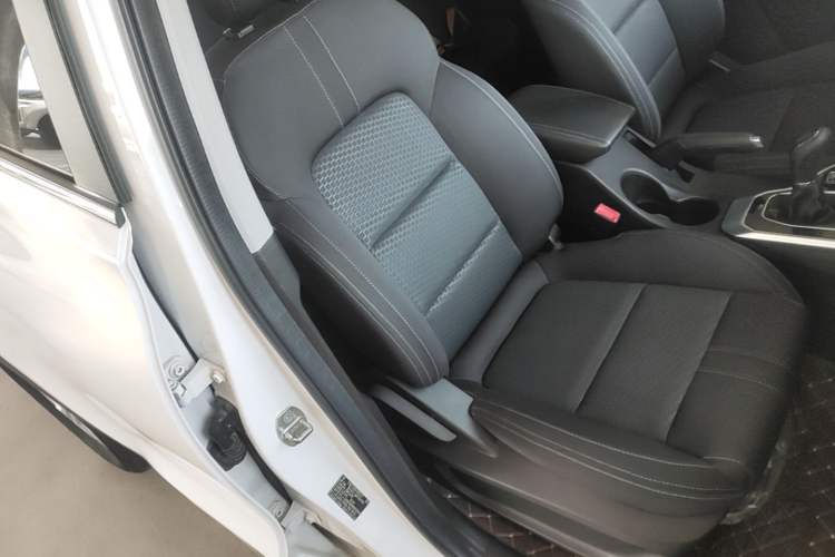 Used Chery Tiggo 5x 2020 1.5L Manual Urban Edition Right Front Seat