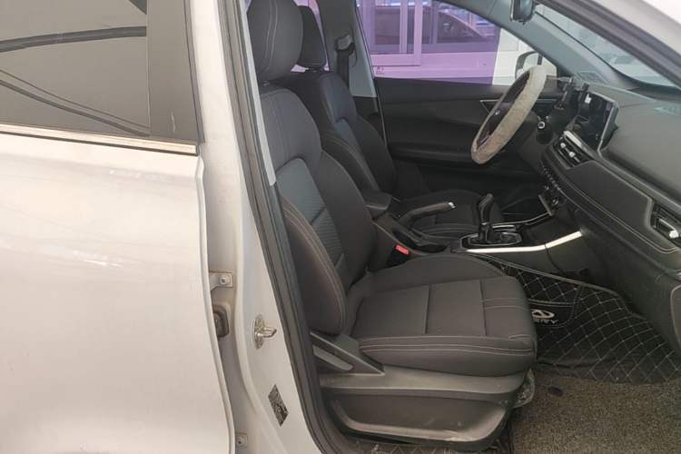 Used Chery Tiggo 5x 2020 1.5L Manual Urban Edition Right Front Seat