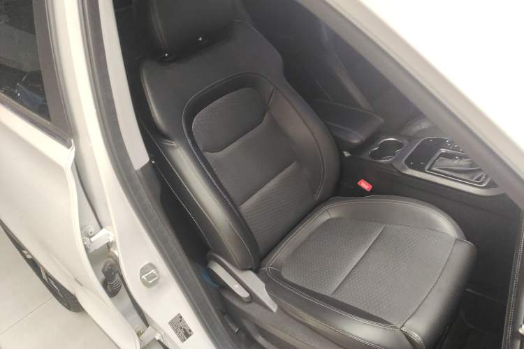 Used Chery Tiggo 5x 2020 1.5L CVT Fashion Edition Right Front Seat