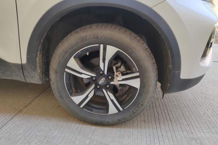 Used Chery Tiggo 5x 2020 1.5L Manual Fashion Edition Right Front Wheel Hub