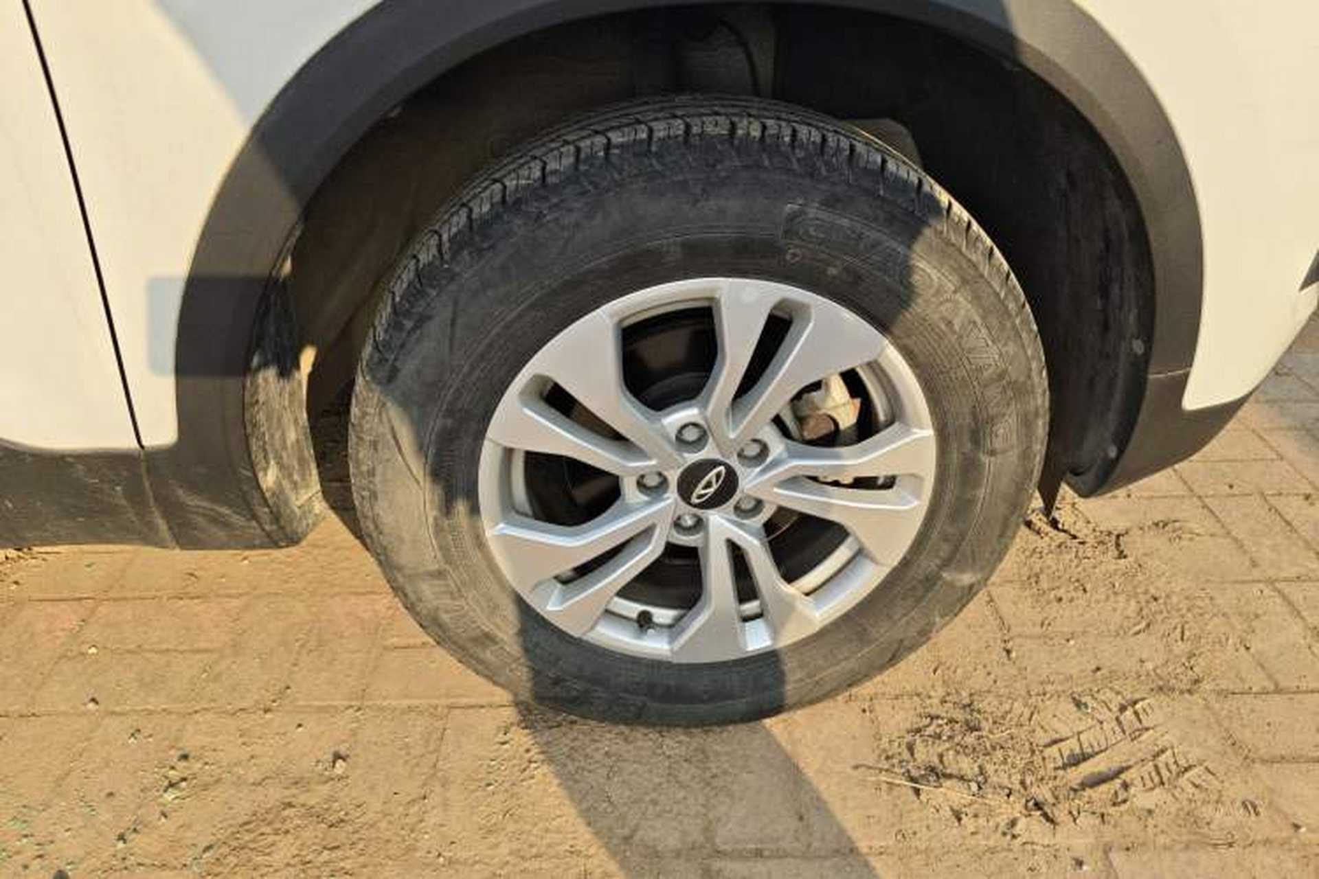 Used Chery Tiggo 5x 2020 1.5L Manual Urban Edition Right Front Wheel Hub