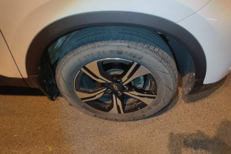 Used Chery Tiggo 5x 2020 1.5L Manual Fashion Edition Right Front Wheel Hub