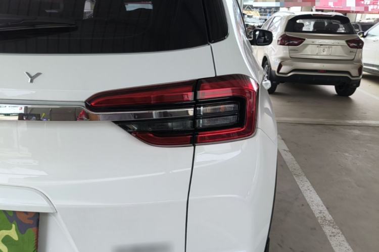 Used Chery Tiggo 5x 2020 1.5L CVT Fashion Edition Right Rear Taillight