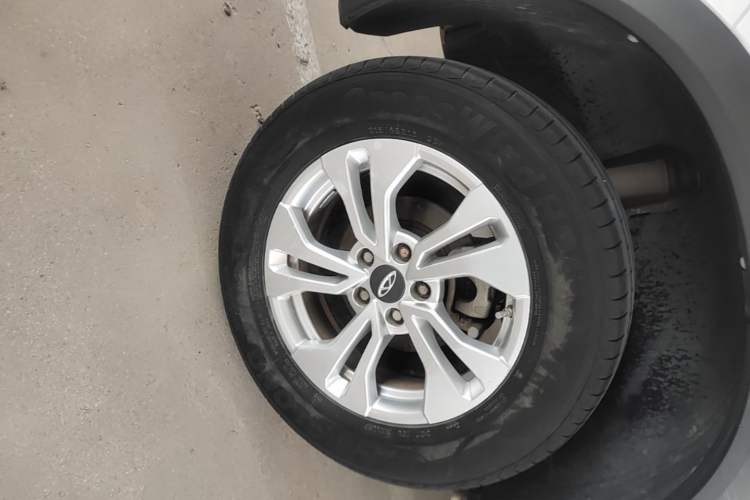 Used Chery Tiggo 5x 2020 1.5L Manual Urban Edition Right Rear Wheel Hub