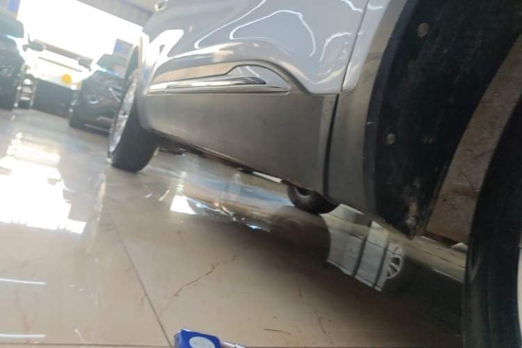 Used Chery Tiggo 5x 2020 1.5L Manual Urban Edition Right Side Sill