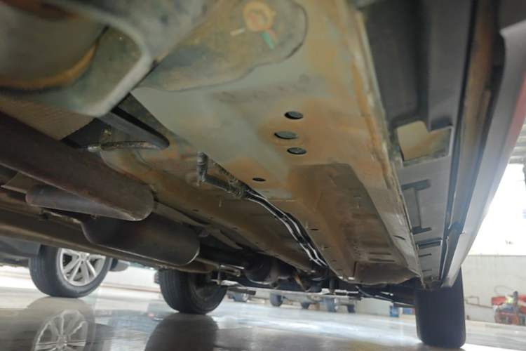 Used Chery Tiggo 5x 2020 1.5L Manual Fashion Edition Right Side Sill