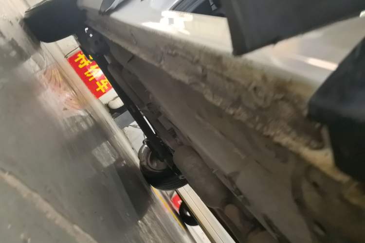 Used Chery Tiggo 5x 2020 1.5L CVT Fashion Edition Right Side Sill
