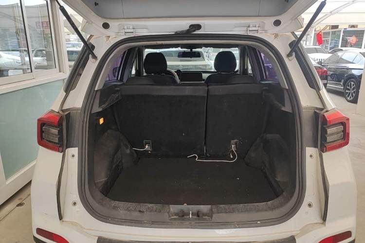 Used Chery Tiggo 5x 2020 1.5L Manual Urban Edition Trunk