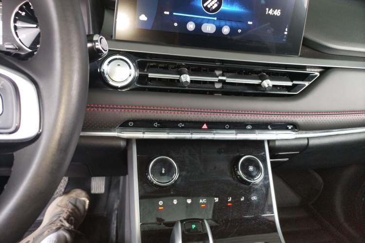 Used Chery Tiggo 5x 2021 High-Energy Edition 1.5T CVT Fashion Version Audio And AC Panel