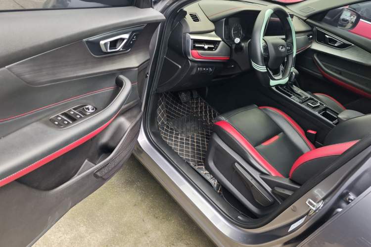 Used Chery Tiggo 5x 2021 Superhero Edition 1.5L CVT Luxury Model Driver Seat