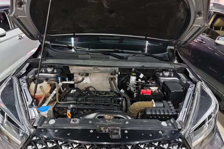 Used Chery Tiggo 5x 2021 Superhero Edition 1.5L CVT Luxury Model Engine Bay