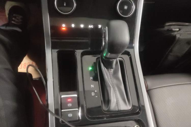 Used Chery Tiggo 5x 2021 Superhero Edition 1.5L CVT Luxury Model Gear Lever