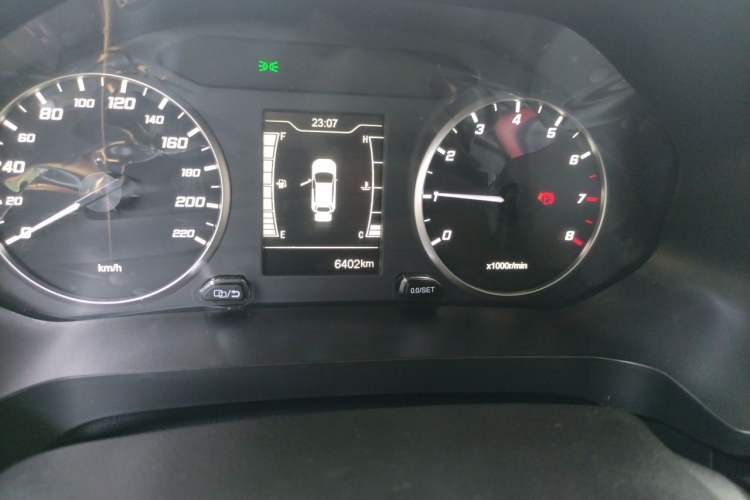 Used Chery Tiggo 5x 2021 Superhero Edition 1.5L Manual Luxury Model Odometer Close Up