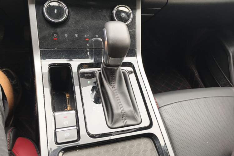 Used Chery Tiggo 5x 2021 Superhero Edition 1.5L CVT Luxury Model Gear Lever