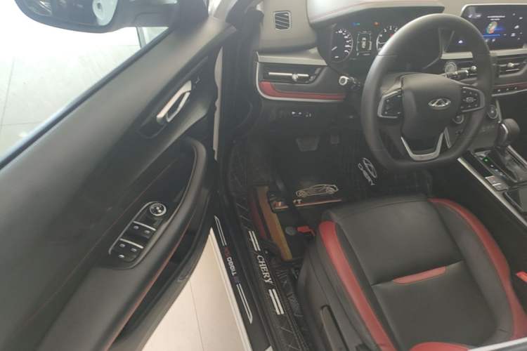 Used Chery Tiggo 5x 2021 Superhero Edition 1.5L CVT Luxury Model Driver Seat