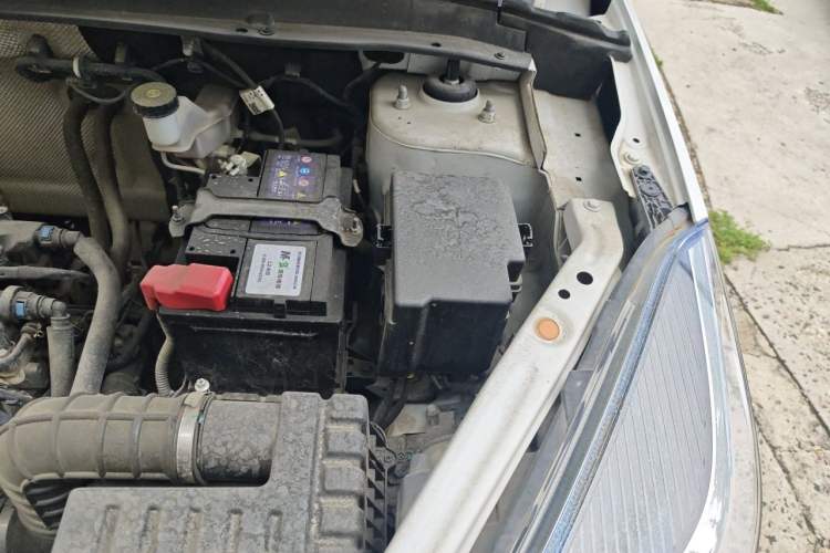 Used Chery Tiggo 5x 2021 Superhero Edition 1.5L Manual Luxury Model Engine Bay Left