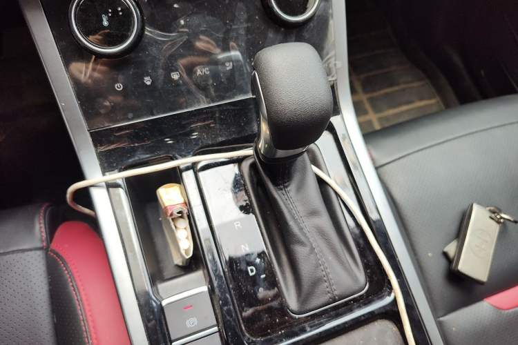 Used Chery Tiggo 5x 2021 Superhero Edition 1.5L CVT Luxury Model Gear Lever