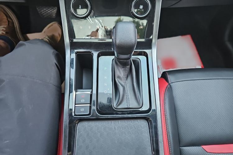 Used Chery Tiggo 5x 2021 Superhero Edition 1.5L CVT Luxury Model Gear Lever