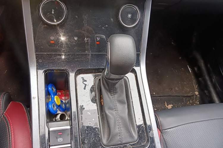 Used Chery Tiggo 5x 2021 Superhero Edition 1.5L CVT Luxury Model Gear Lever