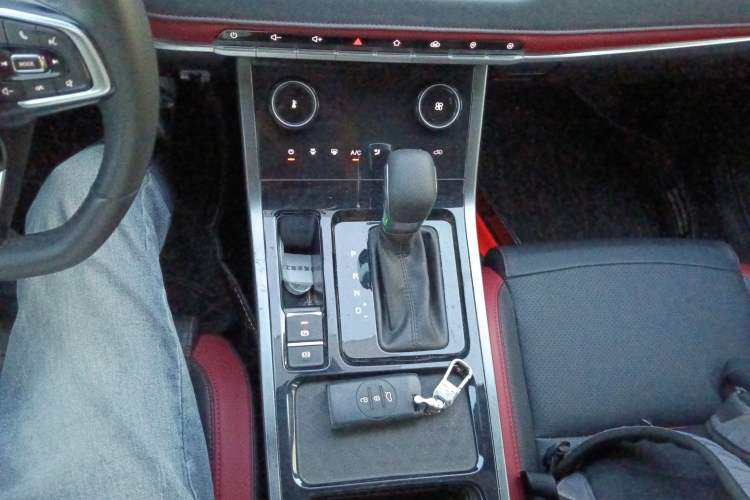 Used Chery Tiggo 5x 2021 Superhero Edition 1.5L CVT Luxury Model Gear Lever