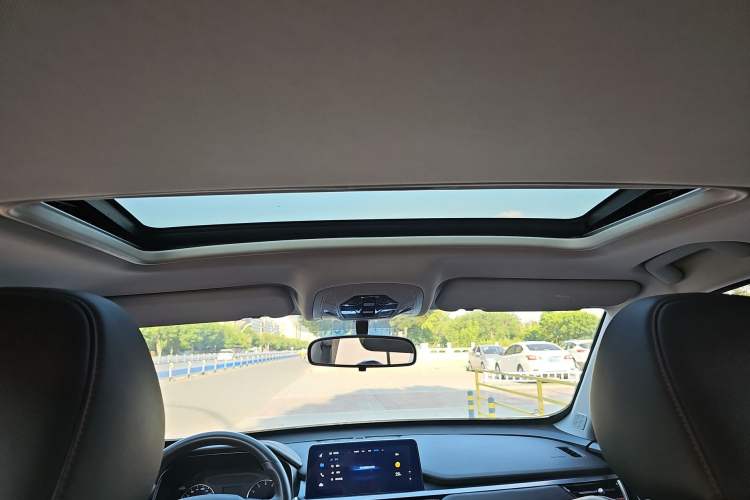 Used Chery Tiggo 5x 2021 Superhero Edition 1.5L CVT Luxury Model Headliner