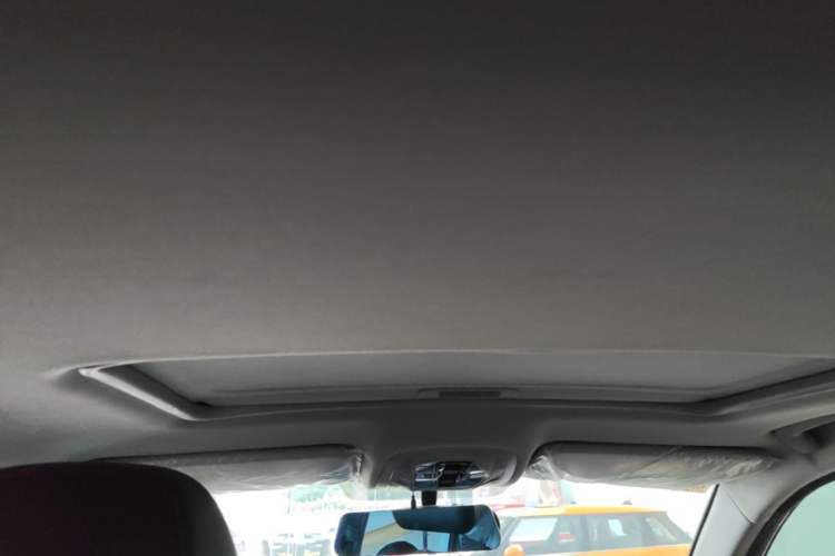 Used Chery Tiggo 5x 2021 Superhero Edition 1.5L Manual Luxury Model Headliner