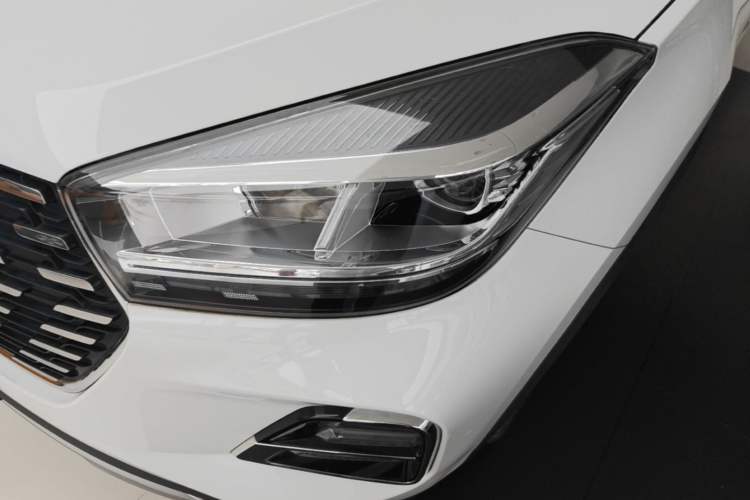 Used Chery Tiggo 5x 2021 Superhero Edition 1.5L Manual Luxury Model Left Front Headlight