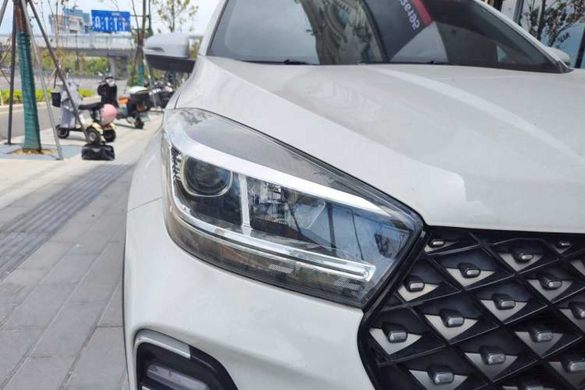 Used Chery Tiggo 5x 2021 Superhero Edition 1.5L CVT Luxury Model Right Front Headlight