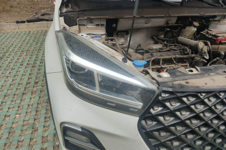 Used Chery Tiggo 5x 2021 Superhero Edition 1.5T CVT Prestige Model Right Front Headlight