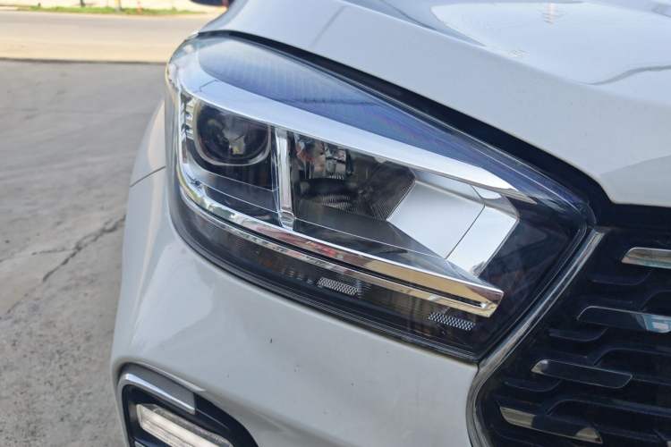 Used Chery Tiggo 5x 2021 Superhero Edition 1.5L Manual Luxury Model Right Front Headlight