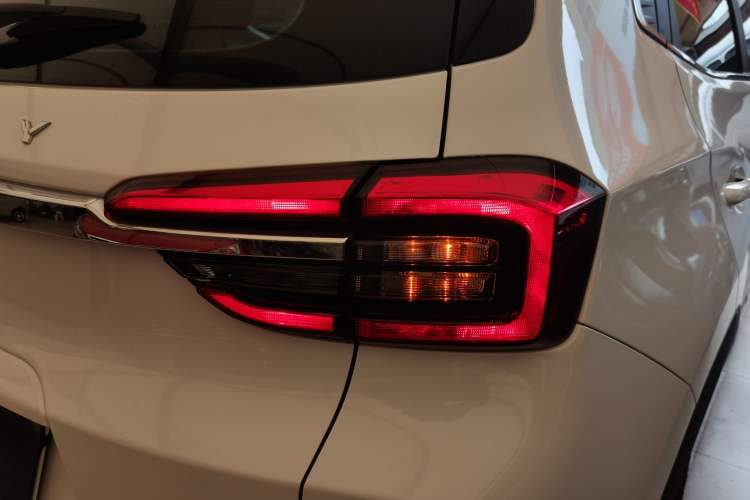 Used Chery Tiggo 5x 2021 Superhero Edition 1.5L CVT Luxury Model Right Rear Taillight