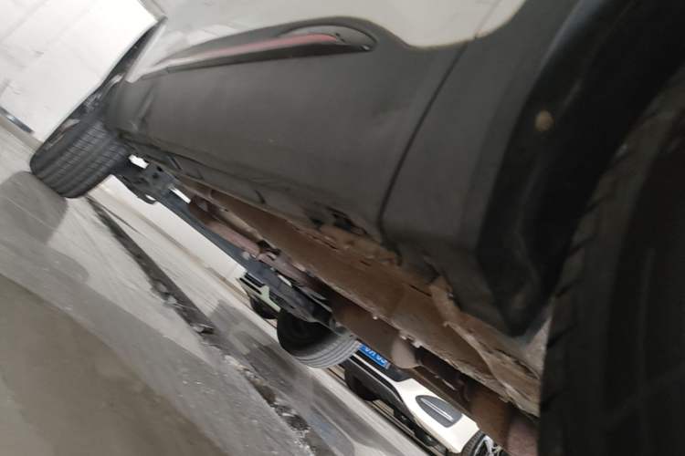 Used Chery Tiggo 5x 2021 Superhero Edition 1.5L CVT Luxury Model Right Side Sill
