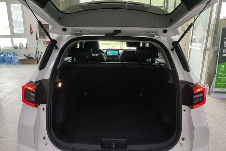 Used Chery Tiggo 5x 2021 Superhero Edition 1.5L CVT Luxury Model Trunk