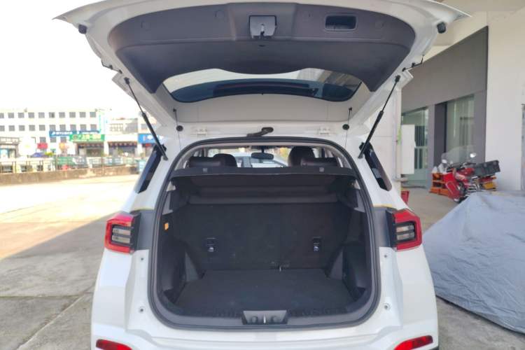 Used Chery Tiggo 5x 2021 Superhero Edition 1.5L Manual Luxury Model Trunk