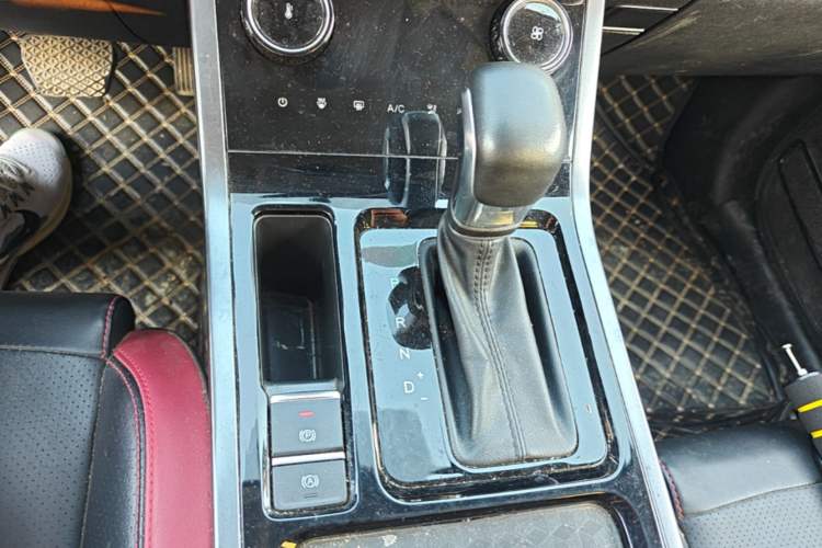 Used Chery Tiggo 5x 2022 Superhero Edition 1.5L CVT Fashion Model Gear Lever