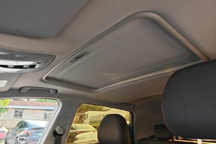 Used Chery Tiggo 5x 2022 Superhero Edition 1.5L CVT Fashion Model Headliner