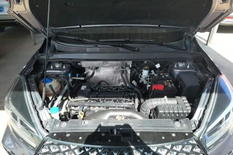 Used Chery Tiggo 5x 2022 Superhero Edition 1.5L CVT Fashion Model Engine Bay