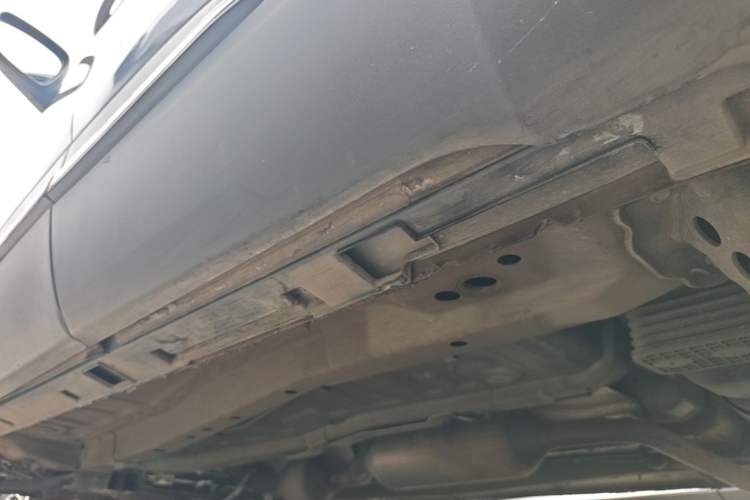 Used Chery Tiggo 5x 2022 Superhero Edition 1.5L CVT Fashion Model Left Side Sill