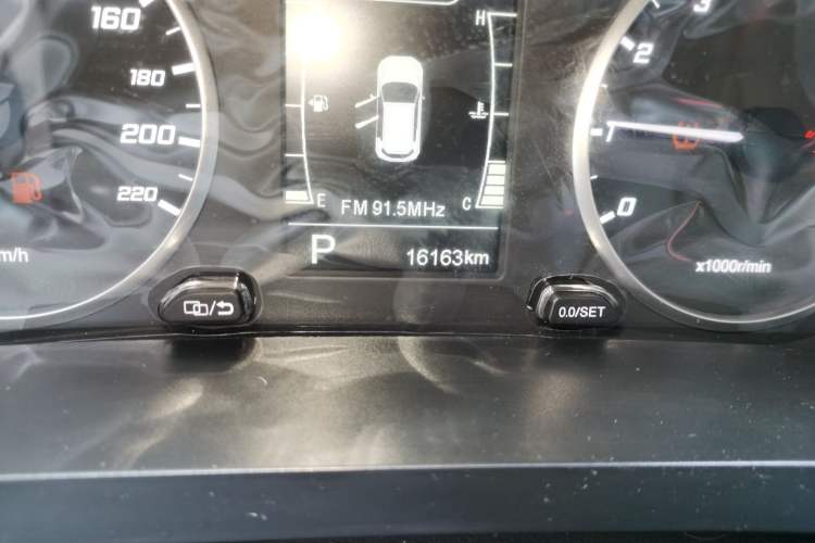 Used Chery Tiggo 5x 2022 Superhero Edition 1.5L CVT Luxury Model Odometer Close Up