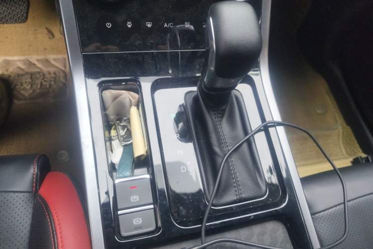 Used Chery Tiggo 5x 2022 Superhero Edition 1.5L CVT Luxury Model Gear Lever