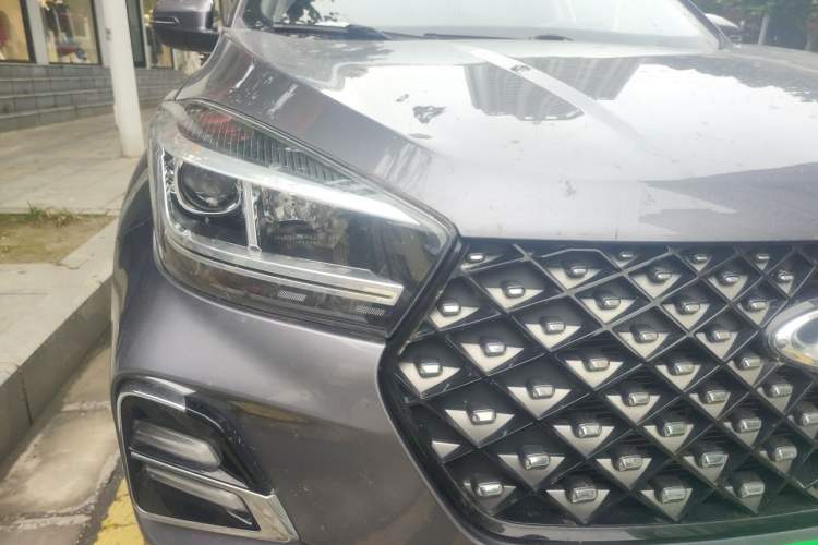 Used Chery Tiggo 5x 2022 Superhero Edition 1.5L CVT Luxury Model Right Front Headlight